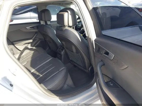 WAUENAF46JN008533 2018 AUDI A4 - Image 8