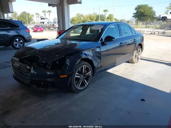 WAUENAF46JN017247 2018 AUDI A4 - Image 2