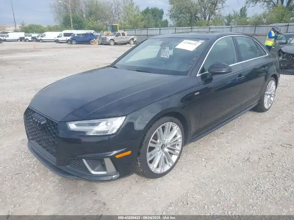 WAUENAF46KN021168 2019 AUDI A4 - Image 2