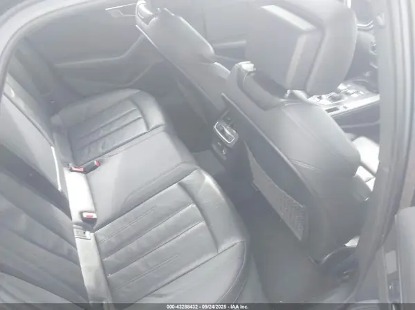 WAUENAF46KN021168 2019 AUDI A4 - Image 8