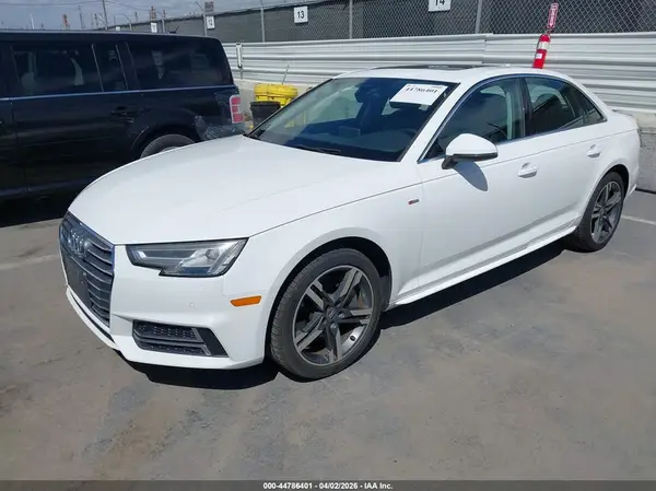 WAUENAF47HN001066 2017 AUDI A4 - Image 2