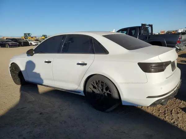 WAUENAF47HN002900 2017 AUDI A4 - Image 2