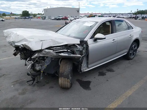 WAUENAF47HN020460 2017 AUDI A4 - Image 2