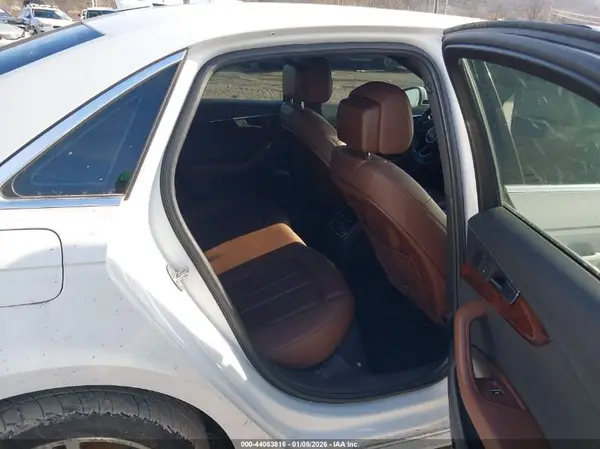 WAUENAF47HN033578 2017 AUDI A4 - Image 8