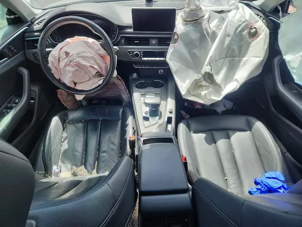 WAUENAF47HN037355 2017 AUDI A4 - Image 8