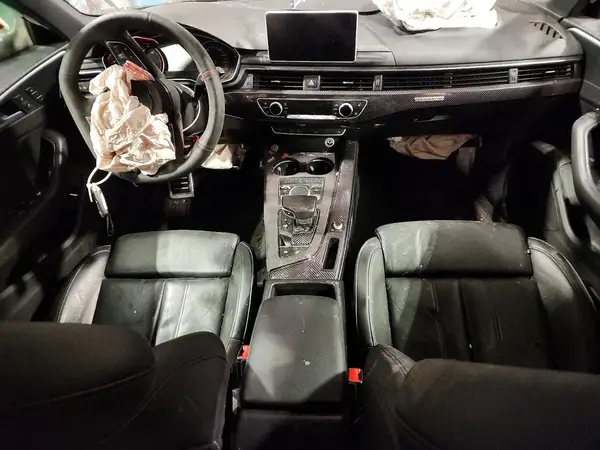 WAUENAF47HN039977 2017 AUDI A4 - Image 8