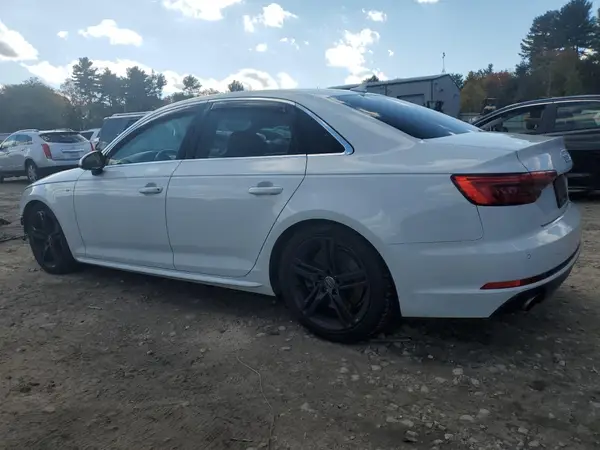 WAUENAF47HN063261 2017 AUDI A4 - Image 2