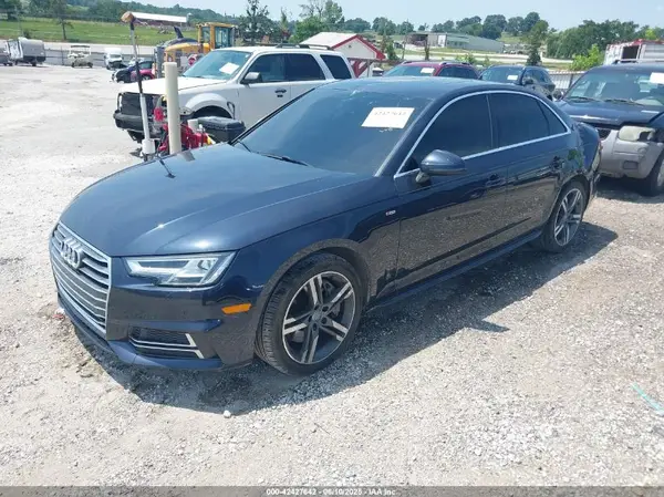 WAUENAF47JA012436 2018 AUDI A4 - Image 2