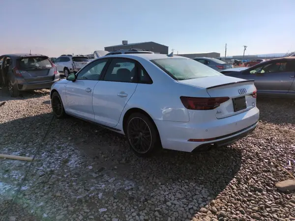 WAUENAF47JA054928 2018 AUDI A4 - Image 2
