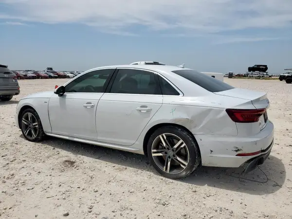 WAUENAF47JA074256 2018 AUDI A4 - Image 2