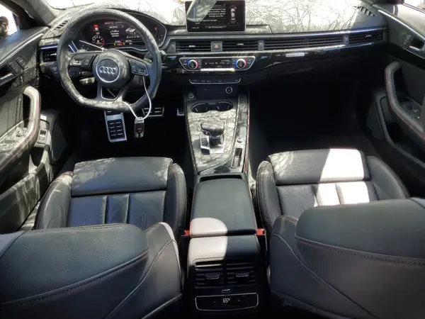 WAUENAF47JA075004 2018 AUDI A4 - Image 8