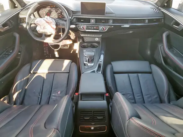 WAUENAF47JA104162 2018 AUDI A4 - Image 8