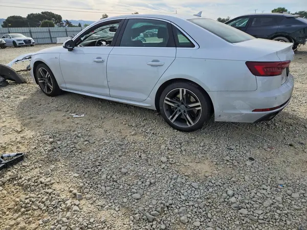 WAUENAF47JA169383 2018 AUDI A4 - Image 2