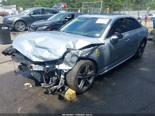 WAUENAF47JA180805 2018 AUDI A4 - Image 2