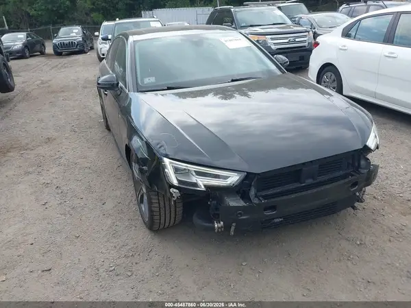 WAUENAF47JA207775 2018 AUDI A4 - Image 1