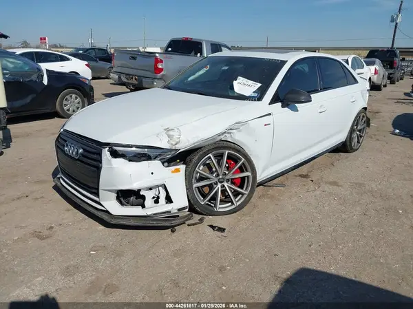 WAUENAF47JN020044 2018 AUDI A4 - Image 2