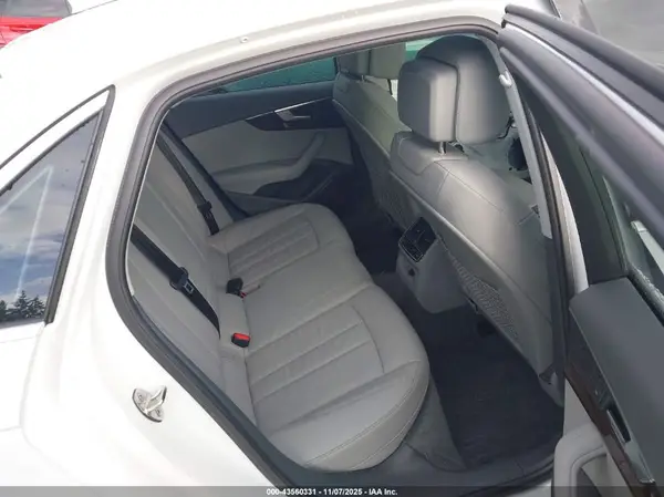WAUENAF47KN014925 2019 AUDI A4 - Image 8