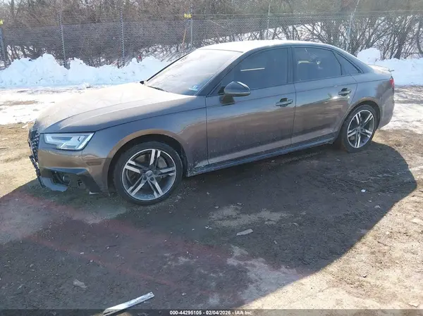 WAUENAF48HN015462 2017 AUDI A4 - Image 2