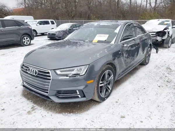 WAUENAF48HN068131 2017 AUDI A4 - Image 2