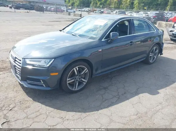 WAUENAF48JA021095 2018 AUDI A4 - Image 2