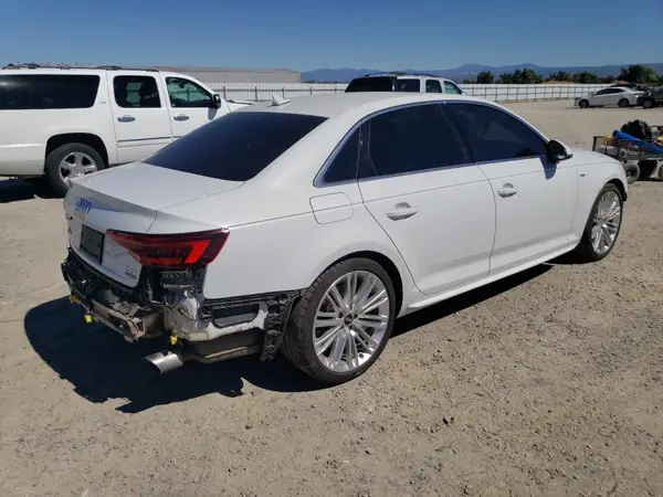 WAUENAF48JA119432 2018 AUDI A4 - Image 2