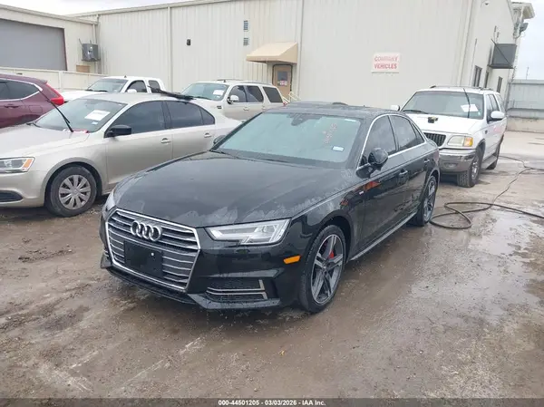 WAUENAF48JA166797 2018 AUDI A4 - Image 2