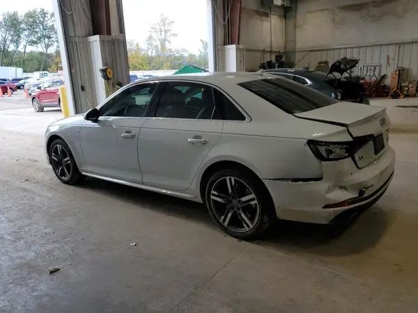 WAUENAF48JN000420 2018 AUDI A4 - Image 2