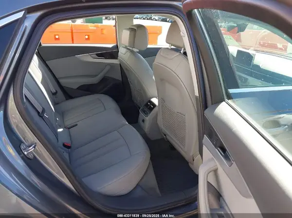 WAUENAF49HN017267 2017 AUDI A4 - Image 8
