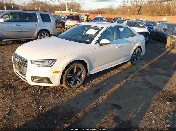 WAUENAF49HN019360 2017 AUDI A4 - Image 2