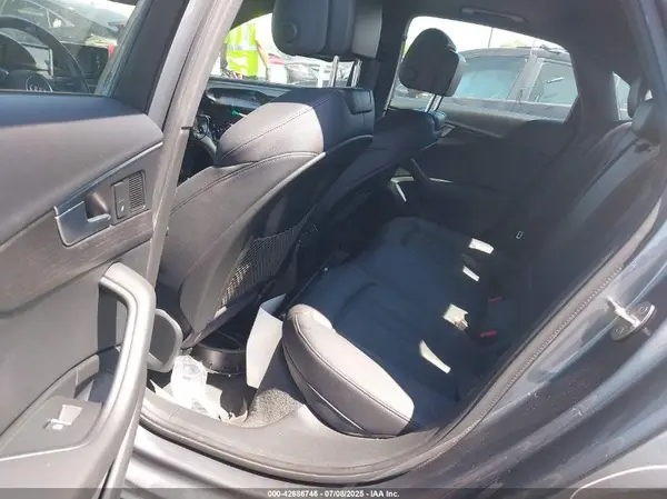 WAUENAF49HN045229 2017 AUDI A4 - Image 8