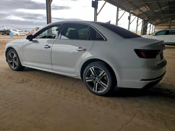 WAUENAF49JA034504 2018 AUDI A4 - Image 2