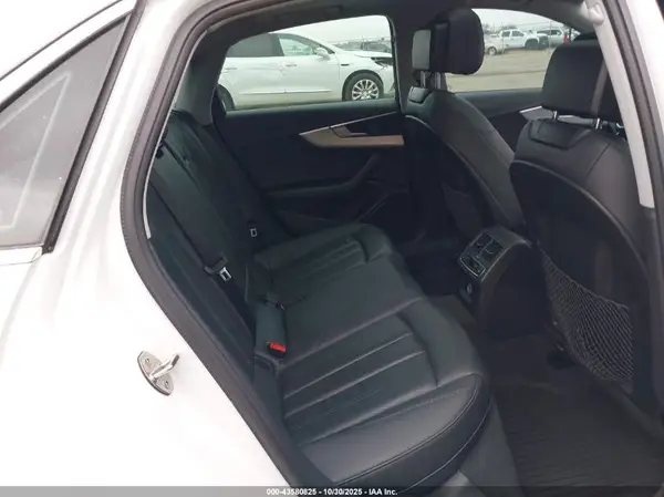 WAUENAF49JA070905 2018 AUDI A4 - Image 8