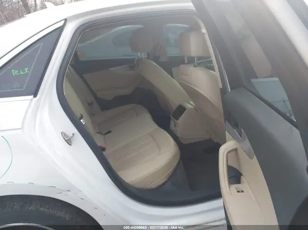 WAUENAF49JA077059 2018 AUDI A4 - Image 8