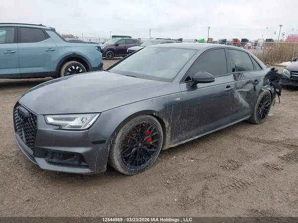 WAUENAF49JA082861 2018 AUDI A4 - Image 2