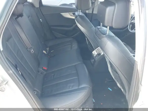 WAUENAF49JA110397 2018 AUDI A4 - Image 8