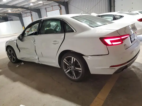 WAUENAF49JA133095 2018 AUDI A4 - Image 2