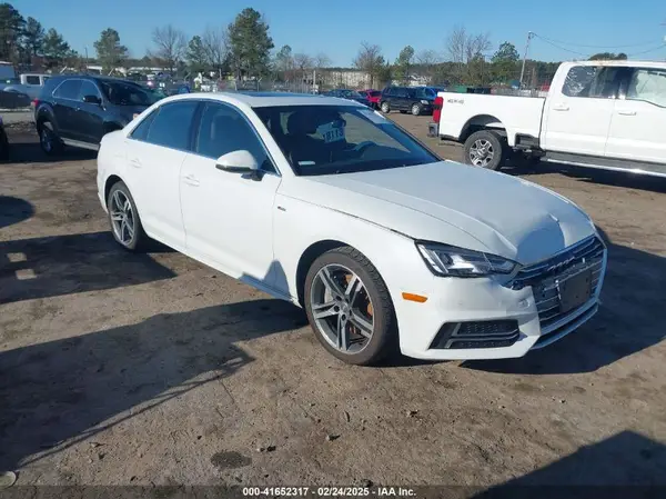 WAUENAF49JN000670 2018 AUDI A4 - Image 1