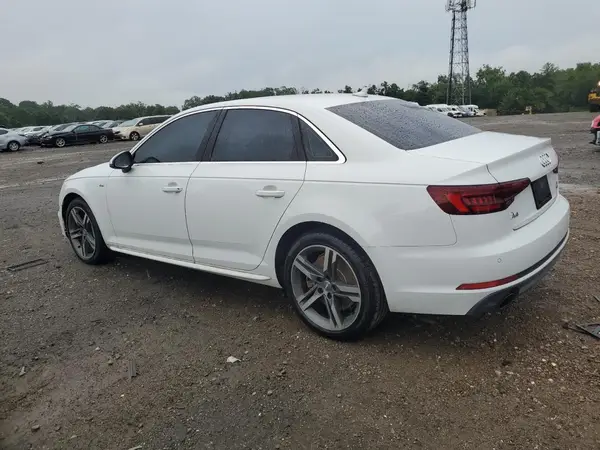 WAUENAF49JN010955 2018 AUDI A4 - Image 2