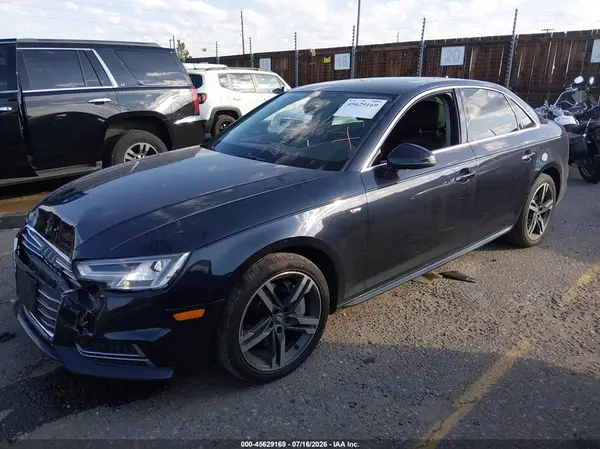 WAUENAF49JN017887 2018 AUDI A4 - Image 2