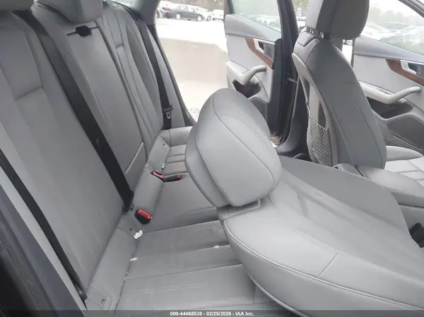WAUENAF49KA003402 2019 AUDI A4 - Image 8