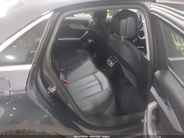 WAUENAF4XHN005659 2017 AUDI A4 - Image 8