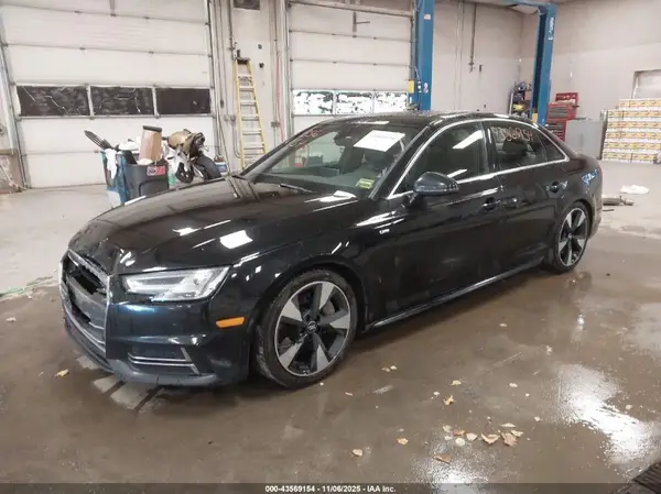WAUENAF4XHN009579 2017 AUDI A4 - Image 2
