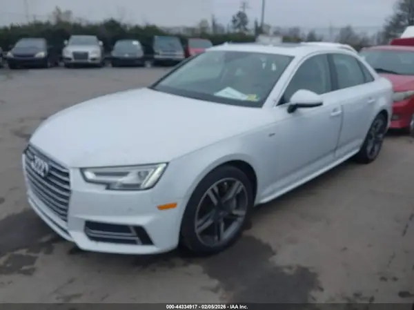 WAUENAF4XHN011946 2017 AUDI A4 - Image 2