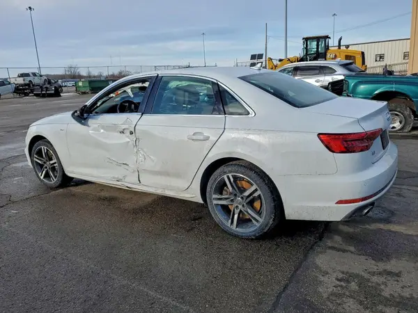 WAUENAF4XHN020548 2017 AUDI A4 - Image 2