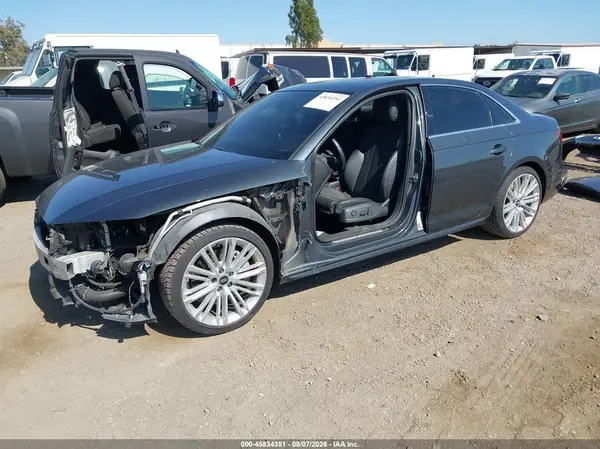 WAUENAF4XHN034725 2017 AUDI A4 - Image 2