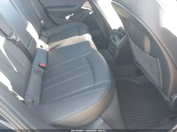 WAUENAF4XHN063111 2017 AUDI A4 - Image 8