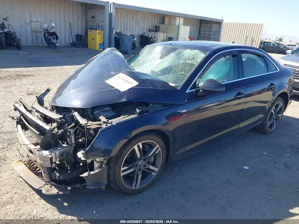 WAUENAF4XHN069619 2017 AUDI A4 - Image 2