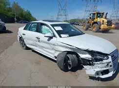 WAUENAF4XJA062635 2018 AUDI A4