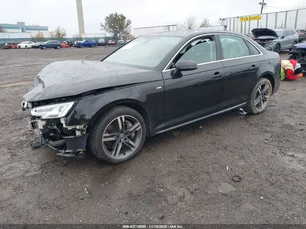 WAUENAF4XJA076468 2018 AUDI A4 - Image 2