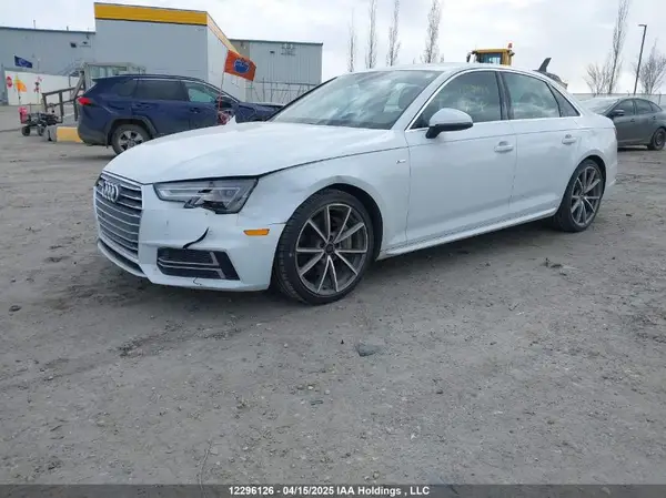 WAUENAF4XJA197128 2018 AUDI A4 - Image 2